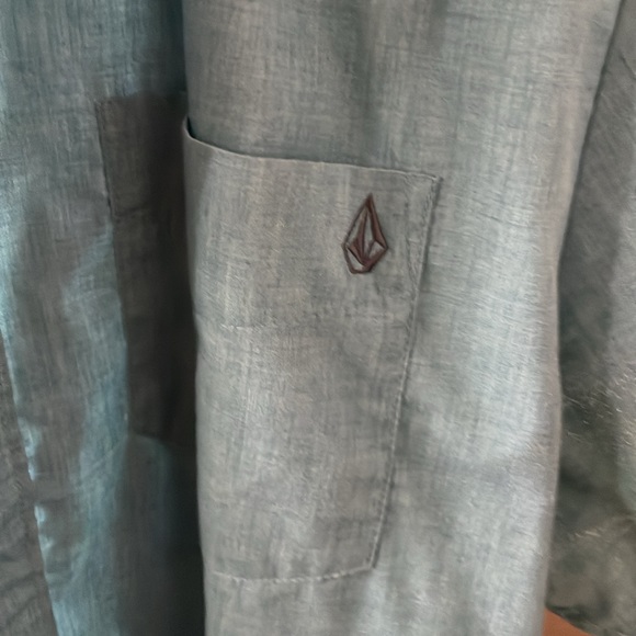 Volcom Button Down - Picture 3 of 4